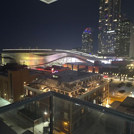 Edmonton Ice District Condo Экстерьер фото